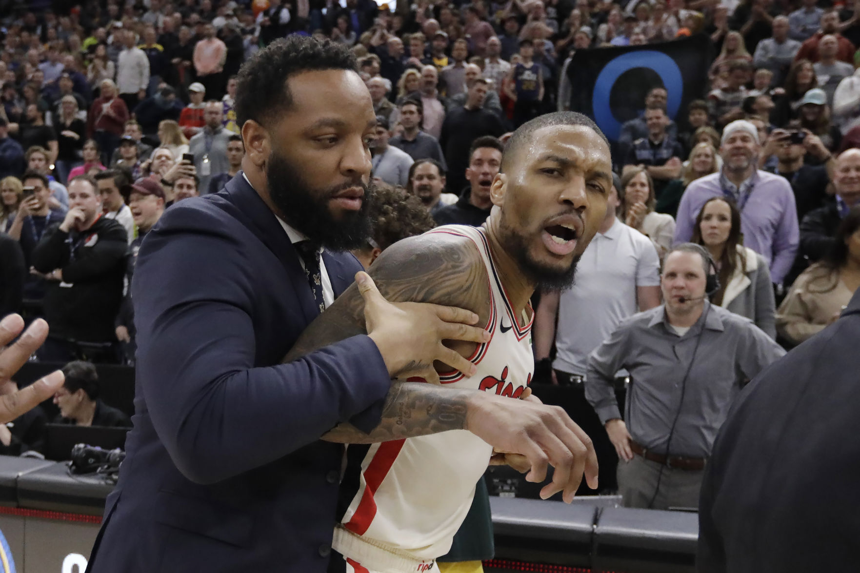 APTOPIX Trail Blazers Jazz Basketball